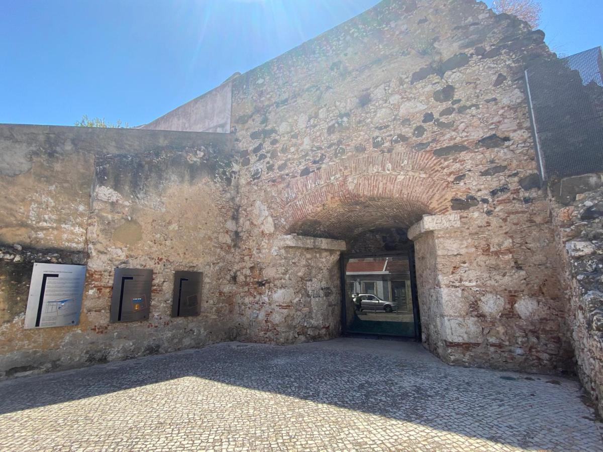 Apartamento 1 Quarto, Com Patio, Em Frente Praia Paço de Arcos Exterior foto