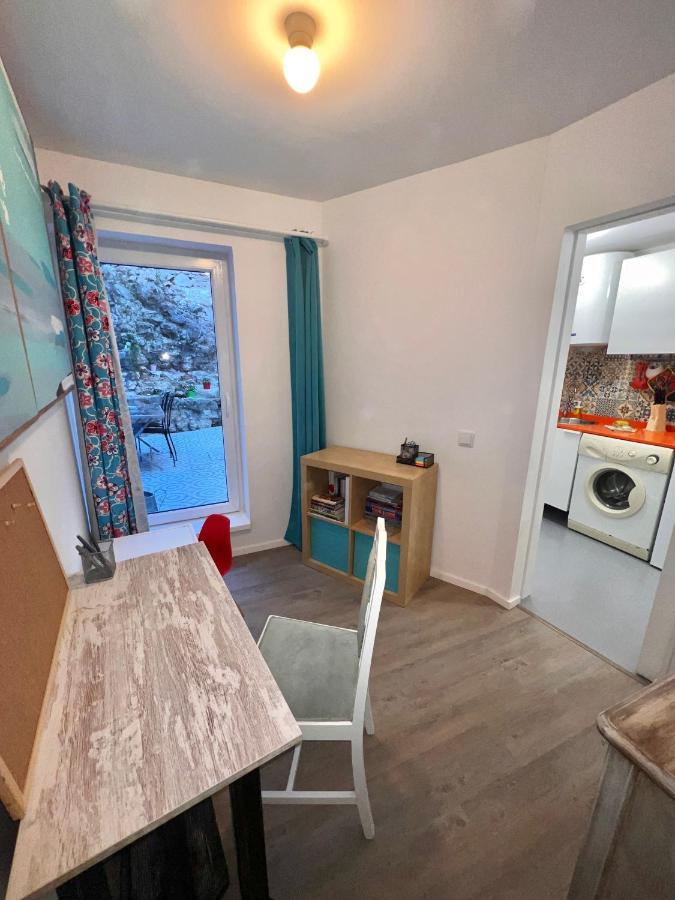 Apartamento 1 Quarto, Com Patio, Em Frente Praia Paço de Arcos Exterior foto